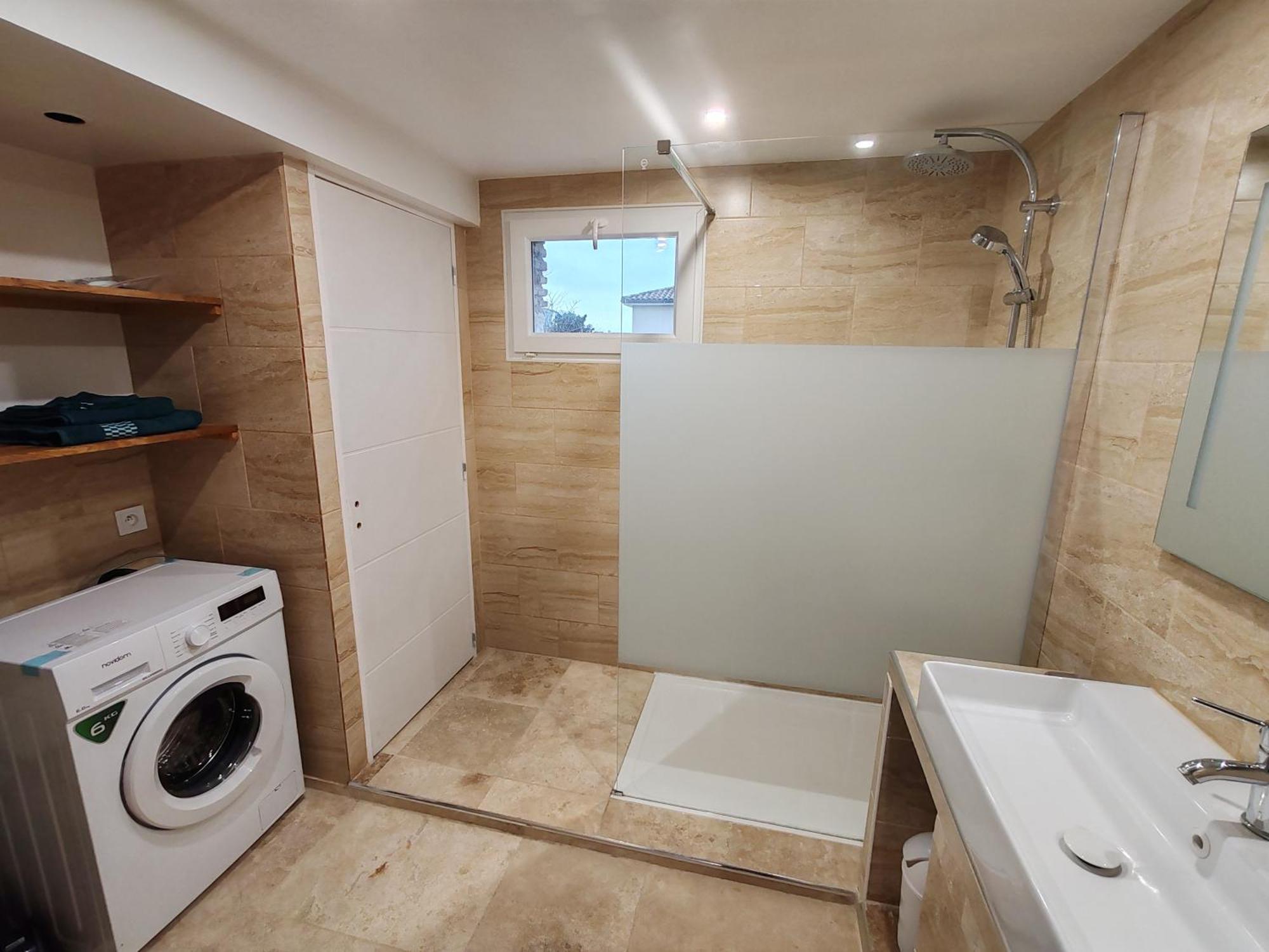 Appartement T3 Neuf Proche Centre Ville, Clim Et Parking Et Centrale Edf Valence  Dış mekan fotoğraf